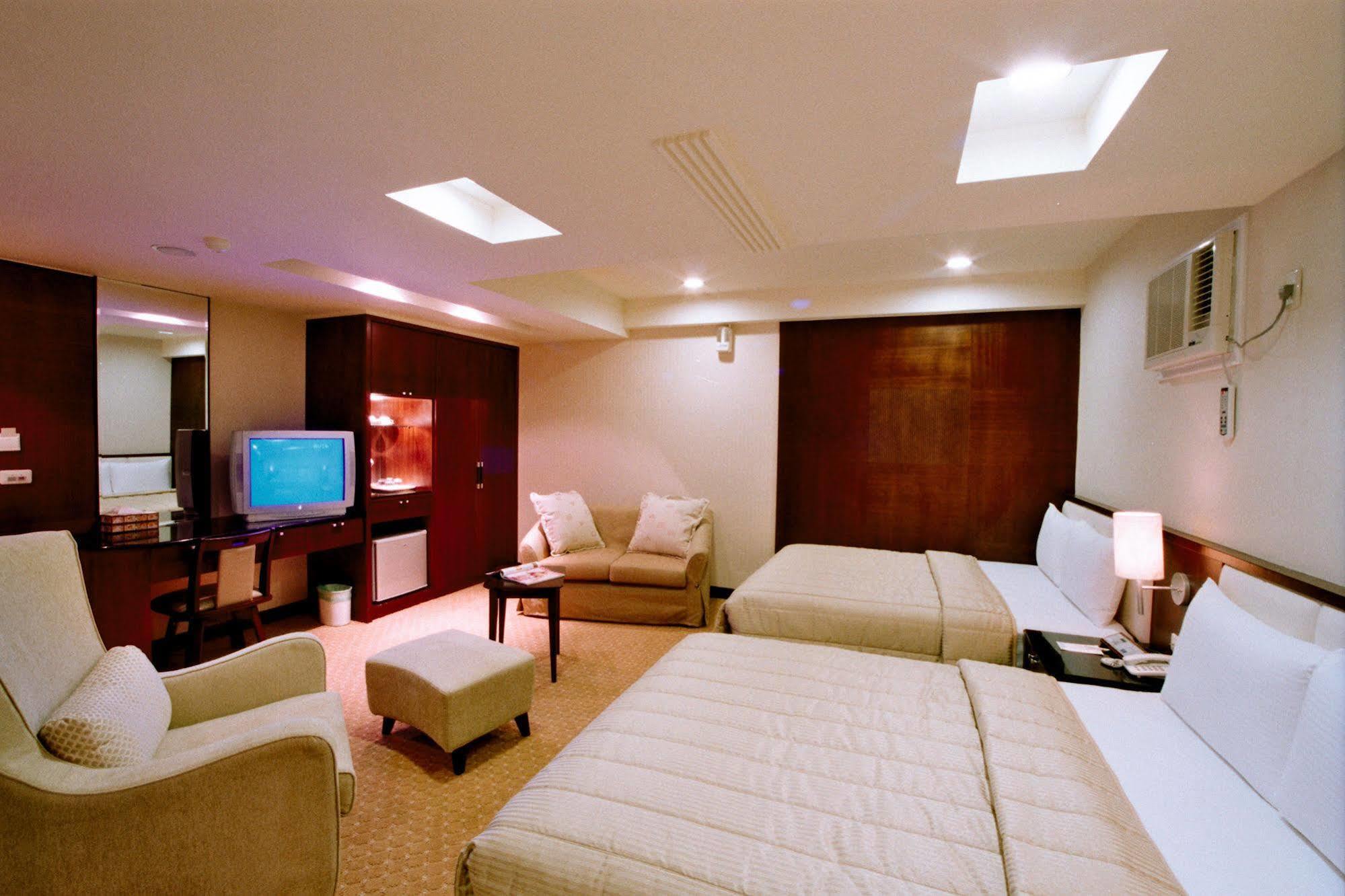 Sun Sweet Hotel Luodong Dış mekan fotoğraf