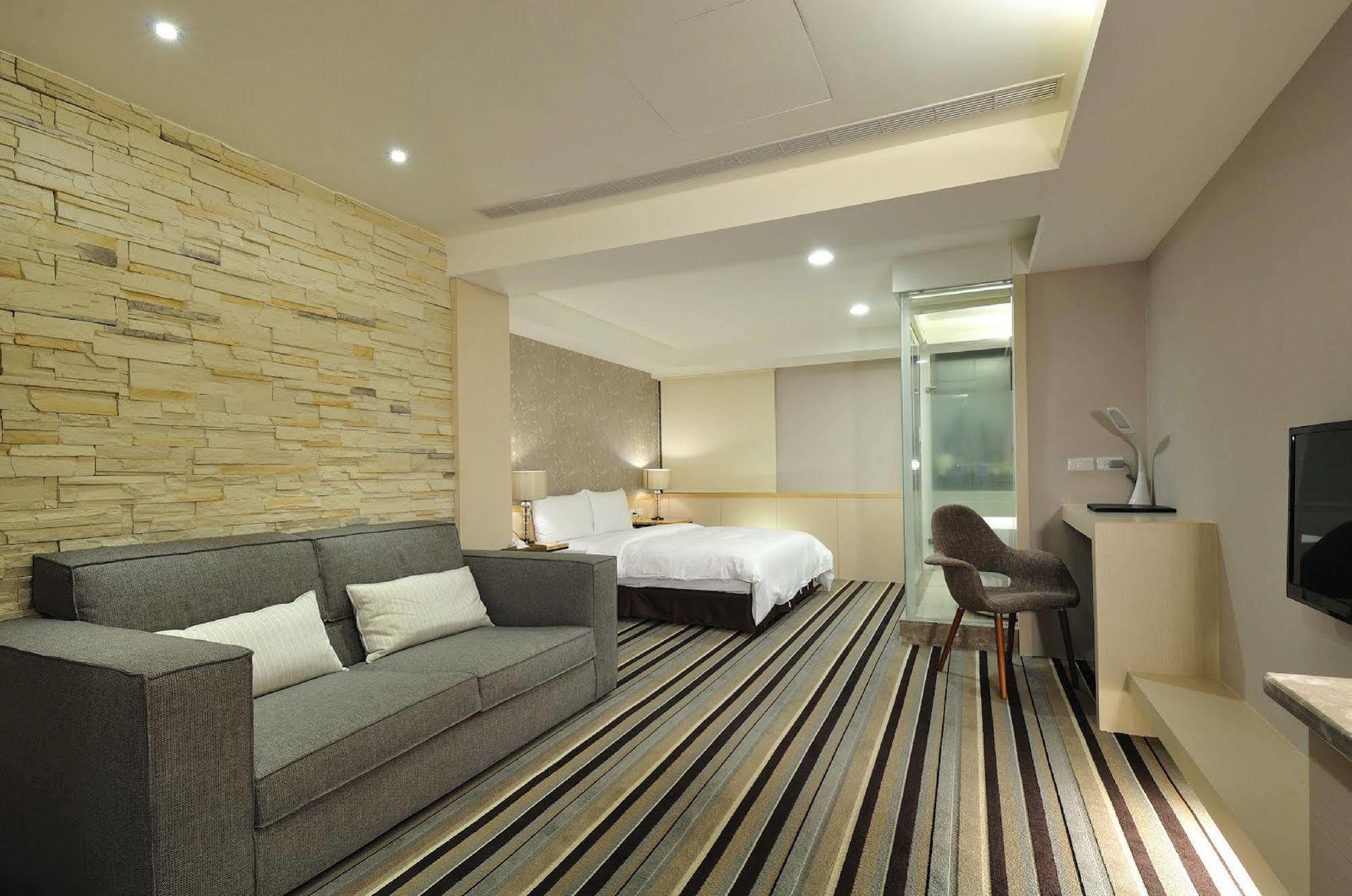 Sun Sweet Hotel Luodong Dış mekan fotoğraf