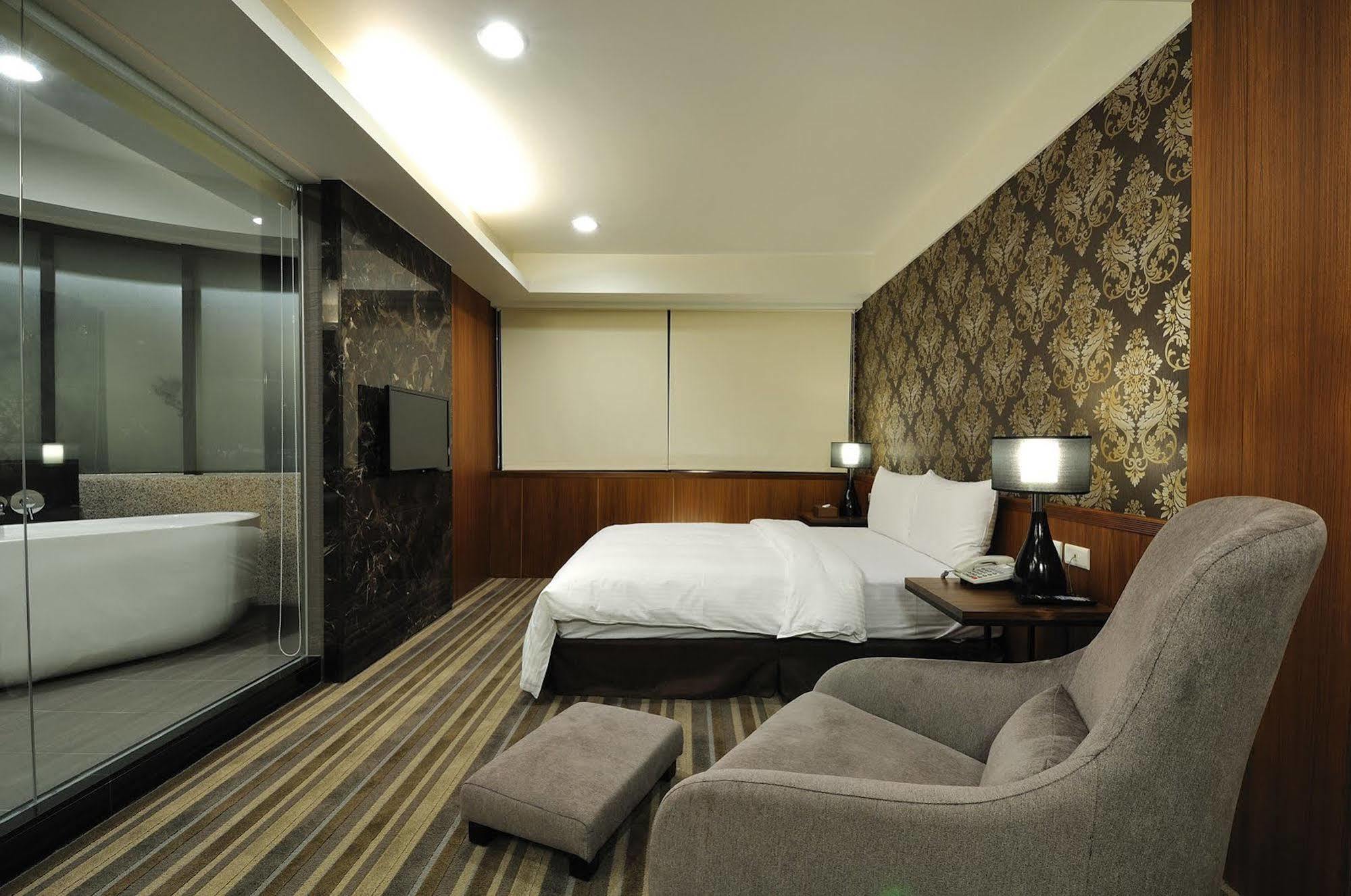 Sun Sweet Hotel Luodong Dış mekan fotoğraf